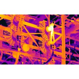 FLIR T560 กล้องถ่ายภาพความร้อน Professional Thermal Camera image