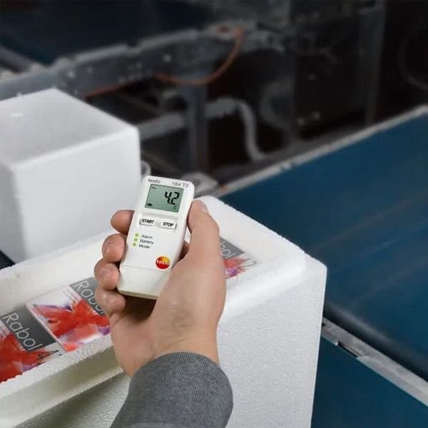 Testo 184-T1 Temperature data logger for transport monitoring image