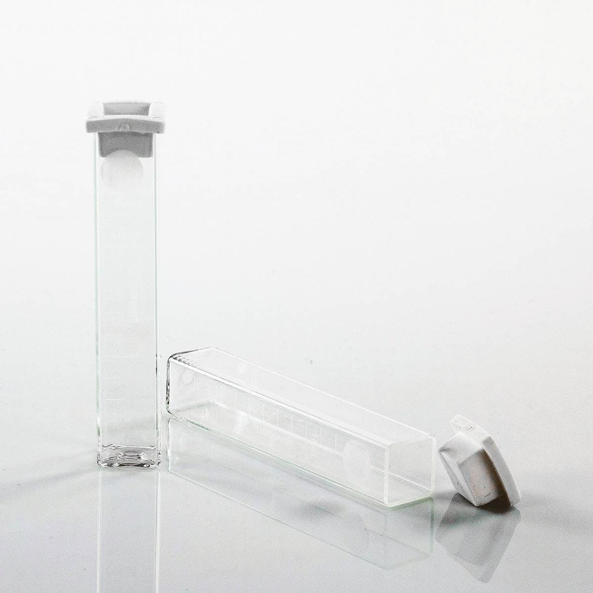 Lovibond-354240 Glass Cell 13.5 mm. (10ml) with stpper (1 pc) image