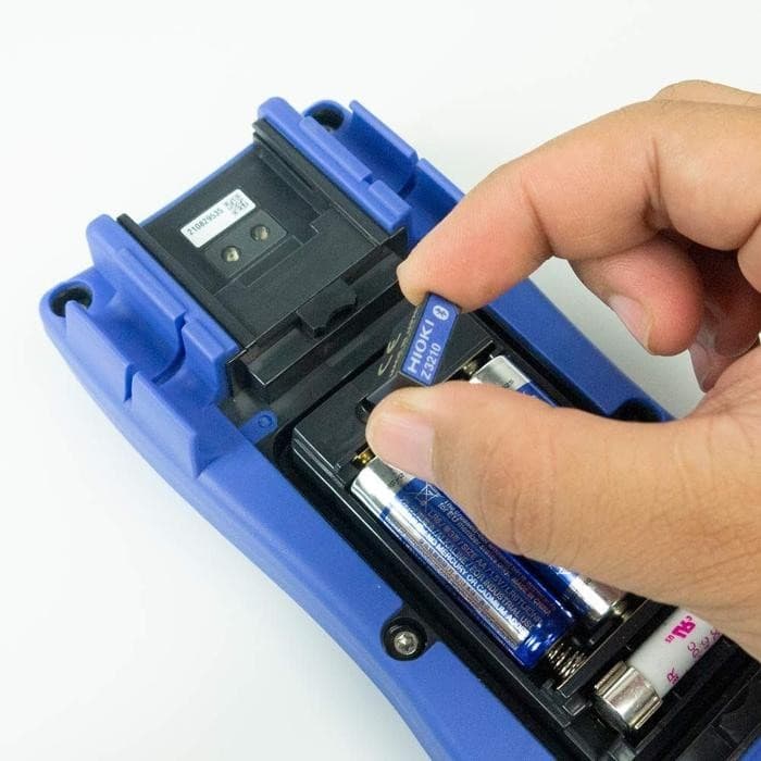 Hioki DT4261-KIT ดิจิตอลมัลติมิเตอร์ รองรับการเชื่อมต่อไร้สาย With Z3210 image