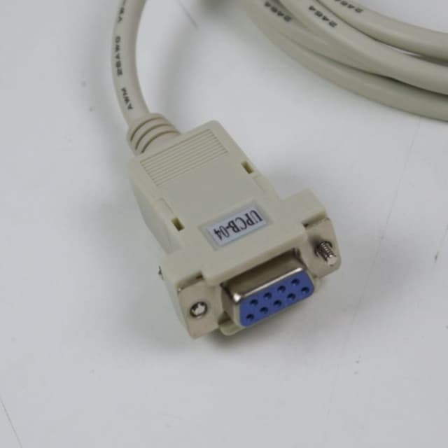 Lutron UPCB-04 สายเชื่อมต่อคอมพิวเตอร์แบบ RS-232
