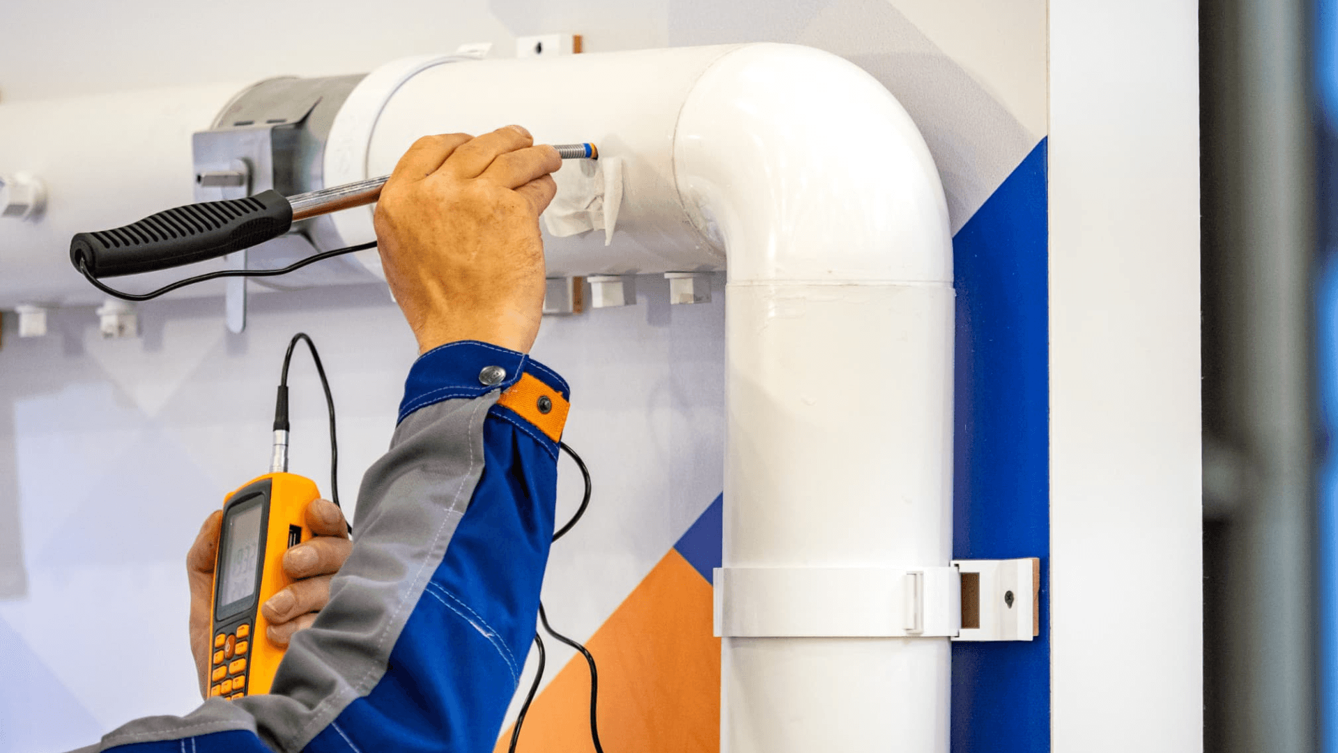 วิธีการจัดการการรั่วไหลของน้ำมันอย่างปลอดภัย พร้อมแนวทางซ่อมแซมและบำรุงรักษา