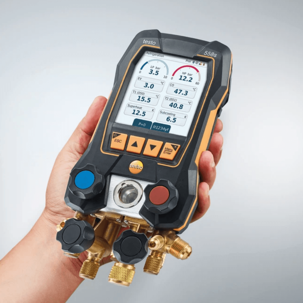 Testo 558s Digital manifold with 4-way valve block and intuitive touchscreen