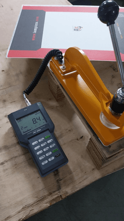 Demo เครื่องวัดความชื้นกระดาษ Kett HK300-3 _01-small-photo1