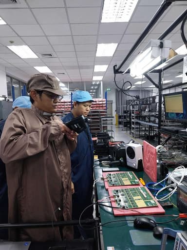 ทดลองเครื่อง FLIR E8 Pro เพื่อตรวจสอบแผ่งวงจร PCB
