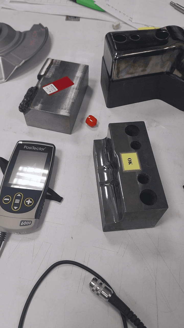 การวัดความหนาของ ฮาร์ดโครม(Hard Chrome)บนแม่พิมพ์ -photo2