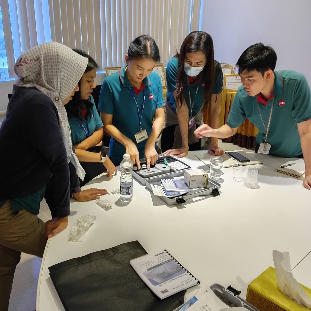ส่งมอบ และสอนการใช้งาน Lovibond MD 200 Photometer-photo1