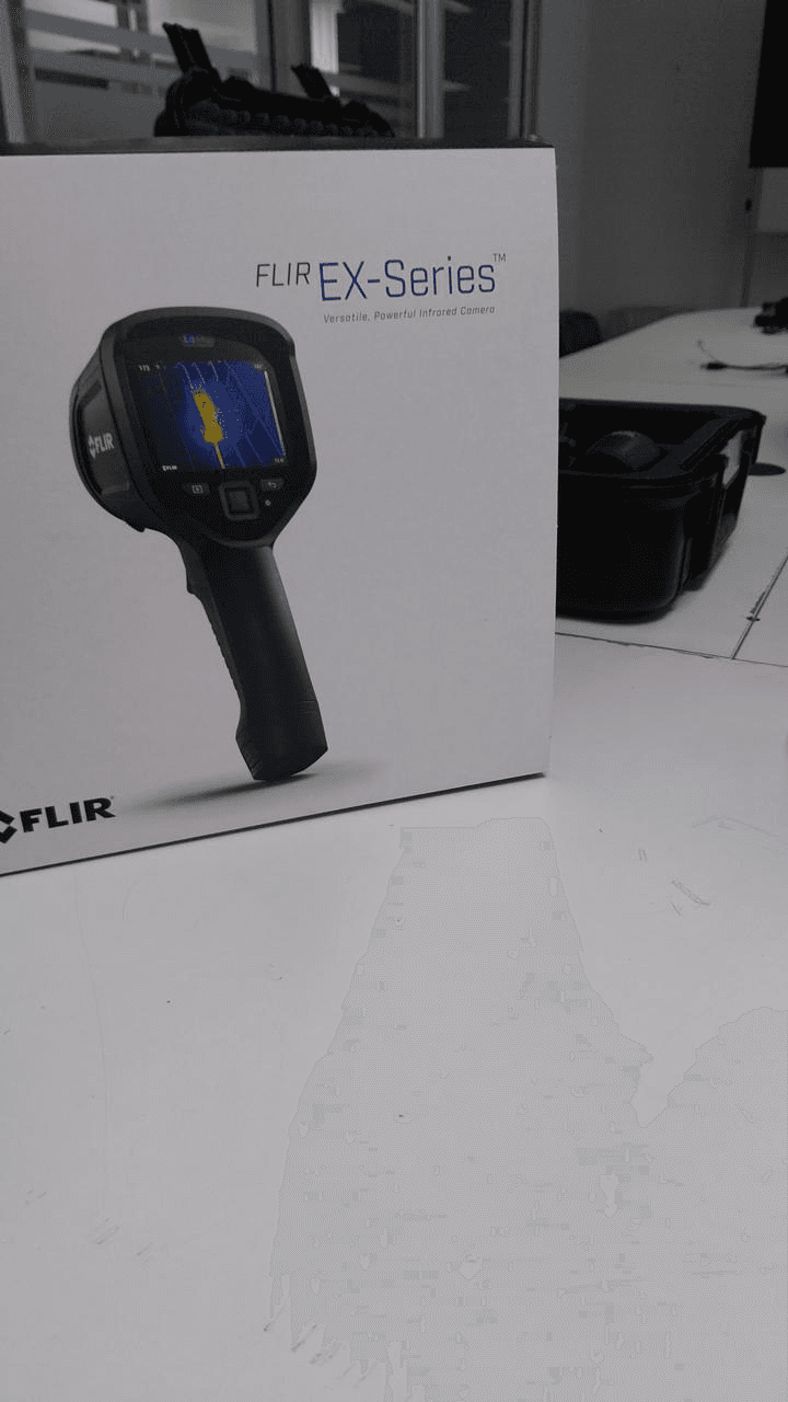 FLIR E8 Pro Thermal Camera-photo1