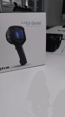 FLIR E8 Pro Thermal Camera_01-small-photo1