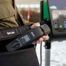 FLIR EV45-T2 อะแดปเตอร์ทดสอบ EV Charger พร้อมหัวเสียบ Type 2 และตัวแปลงเป็น Type 1 image
