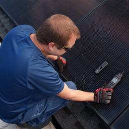 FLIR PV-KIT-2 ชุดเครื่องมือทดสอบระบบโซลาร์เซลล์แบบครบชุด พร้อมแคลมป์มิเตอร์ เครื่องวัดรังสีแสงอาทิตย์ เครื่องทดสอบแผงโซลาร์เซลล์ และกล้องถ่ายภาพความร้อน image