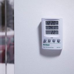Extech EX-445702 นาฬิกาอัจฉริยะ พร้อมวัดอุณหภูมิและความชื้น (Hygro-Thermometer Clock) image