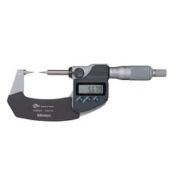 Mitutoyo M-342-251-30 Point Micrometer ไมโครมิเตอร์แบบดิจิตอล (25 - 50 mm) Point Micrometer ช่วงการวัด 0-25 mm. มีแกนวัด (spindle) และทั่งวัด (anvil) ปลายแหลม สำหรับวัดความหนาเว็บของดอกสว่าน ร่องขนาดเล็ก ร่องลิ่ม (keyway) และมิติอื่น ๆ ที่เข้าถึงได้ยาก