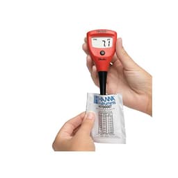 Hanna HI-98103 เครื่องวัดพีเอช แบบปากกา (Pocket pH Meter) เครื่องวัดค่า pH แบบปากกา (Pocket pH Meter) ช่วงการวัด 0.0 to 14.00 pH ความละเอียด 0.01 pH ได้รับความนิยมสำหรับงานตรวจวัดภาคสนาม งานห้องปฏิบัติการทั่วไป งานสิ่งแวดล้อม และงานควบคุมคุณภาพน้ำ เนื่องจากมีขนาดกะทัดรัด ใช้งานง่าย