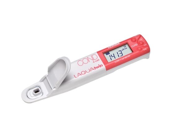 Horiba Horiba-4EC-22เครื่องวัดค่านำไฟฟ้าและอุณหภูมิ
