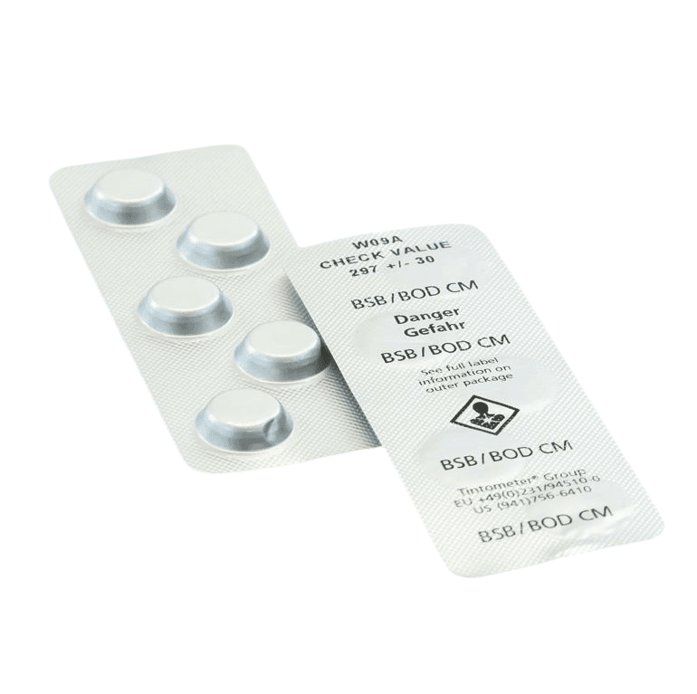 Lovibond BOD-2418328 เม็ดยาสำหรับใช้สอบเทียบเครื่อง BD600 การทดสอบสอบเทียบ (Calibration Test) ของระบบวัดค่า BOD รุ่น BD 600 มีจุดประสงค์เพื่อตรวจสอบความพร้อมและความถูกต้องของระบบทั้งหมด โดยใช้เม็ดยาทดสอบที่ดูดซับออกซิเจนในปริมาณที่กำหนด ส่งผลให้เกิดแรงดันลบ (Negative Pressure) ซึ่งสามารถใช้อ้างอิงประสิทธิภาพของระบบได้อย่างชัดเจน