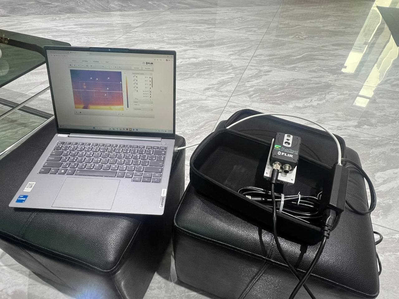 สาธิตกล้อง FLIR Ax8 สำหรับตรวจสอบเเบตเตอรี่