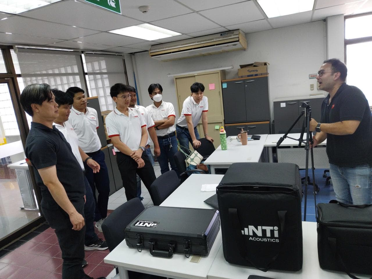 ส่งเครื่องพร้อมสอนการใช้งานเครื่อง Sould Analyzer-photo2